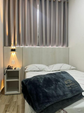Hotel Salomão - Próximo a 25 de Março, Bom Retiro, Brás e Rua Santa Efigênia, a 2 minutos do Mirante Sampa Sky e pista de Skate Anhangabaú